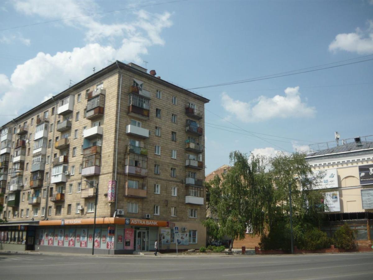 Apartment-Studio In Historical Center คาร์คิฟ ภายนอก รูปภาพ